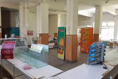 Spațiu comercial, de 442 mp, în Nord - 5