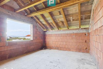 Casă cu 6 camere cu Teren 500 Mp în Central - 12