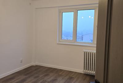 Apartament cu 3 camere decomandat în Titulescu - 4