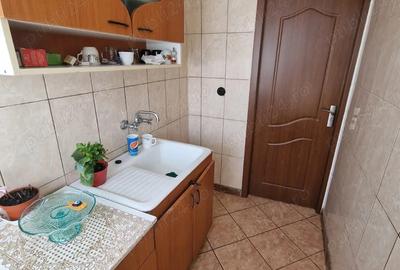 Apartament cu 2 camere la etajul 4 - 7