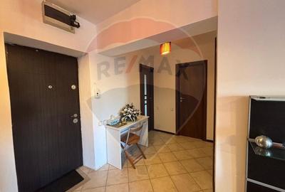 De inchiriat | 2 camere + parcare | Unirii - 6