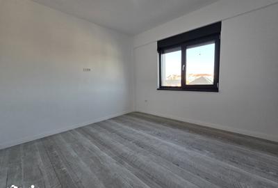 Apartament cu 3 camere în Micro 3 - 16