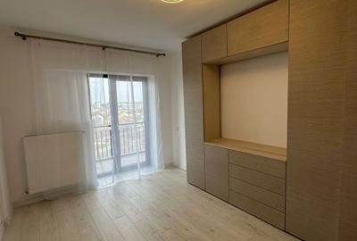 Apartament cu 3 camere decomandat în Rahova