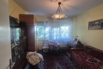 Apartament cu 3 camere semidecomandat în Micro 16 - 6