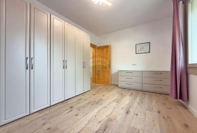 Casă cu 7 camere cu Teren 357 Mp în Romanilor - 9