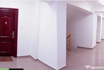 Spațiu comercial, de 500 mp, în Central