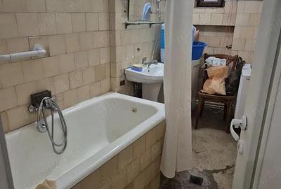 Piata Romana, B-dul Magheru - 1