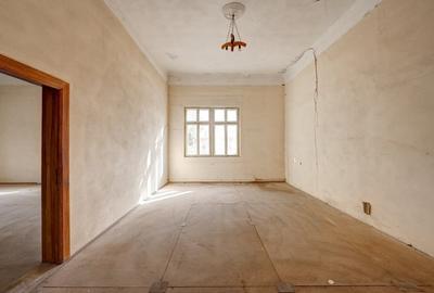 Casă individuală cu 7 camere cu Teren 1766 Mp în Ceptura - 14