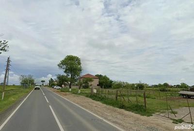 Teren de 660 mp, în Lazu