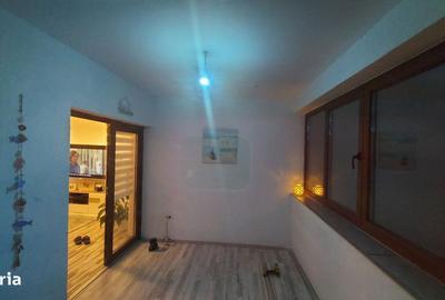 Casă cu 4 camere cu Canalizare în Lumina - 14