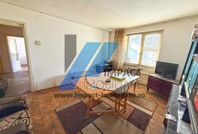 Apartament cu 4 camere semidecomandat în Calea Severinului
