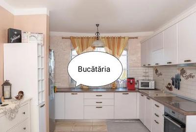 Casă cu 4 camere în Jucu - 2