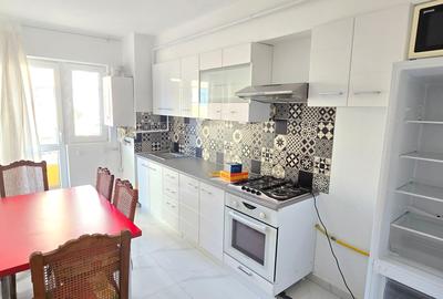 Apartament 2 camere decomandat 58 mp, etaj 2, mobilat, PARCARE - ROND CUG - 5