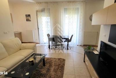 Apartament cu 3 camere semidecomandat în Dumbrăvița