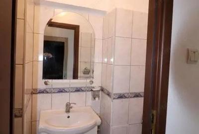 Bloc stradal - intersectie Chisinau cu Pantelimon - 12