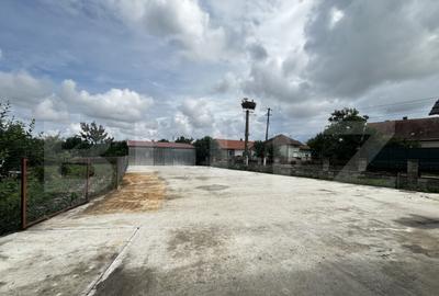 Casa de vanzare in Lazuri, ideala si pentru investitii - 11