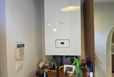 Apartament cu 2 camere decomandat, mobilat în P-ța Universității - 9