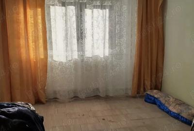 Apartament 3 camere decomandat - 1