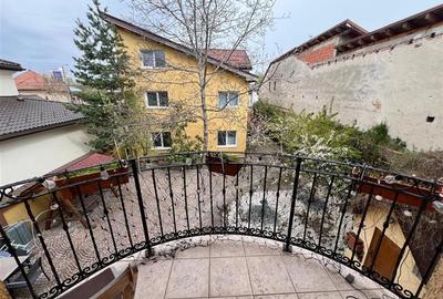 Proprietate deosebita de vanzare in centrul Bacaului- eleganta, istorie si inves - 35