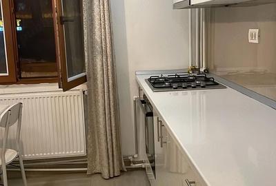 Garsonieră decomandată în Decebal - 1