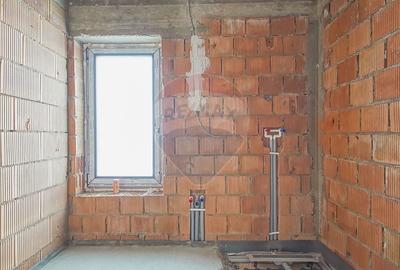 Casă cu 4 camere cu Teren 350 Mp în Bunloc - 9