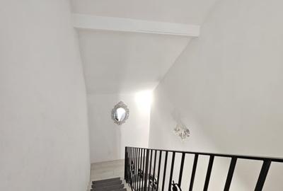 Casă individuală cu 4 camere în Central - 1