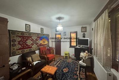 Casa traditionala de vanzare in comuna Podoleni, jud. Neamt - 7