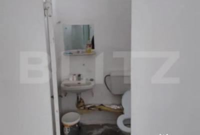 Spațiu comercial, de 70 mp, în Micro 3 - 5