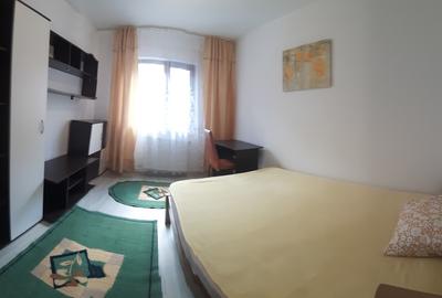 Inchiriez apartament cu 4 camere, pe B-dul Griviței nr.73, lângă Universitate - 1