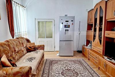 Apartament cu 2 camere, 90mp , cu curte, zona Turda Noua - 12