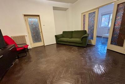 Inchiriere apartament cu 3 camere CA Rosetti - 1