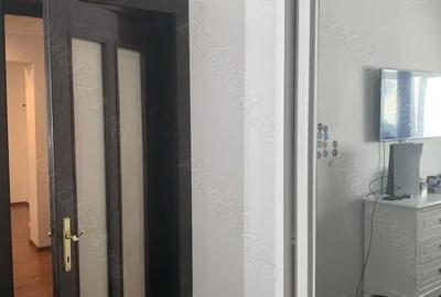 Apartament cu 3 camere în Bârlad
