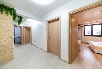 Apartament cu 3 camere decomandat, mobilat în Berceni