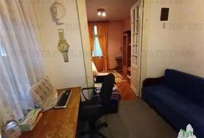 Vila cu aspect de conac in centrul Ploiestiului, ideala pentru locuinta, birou s - 8