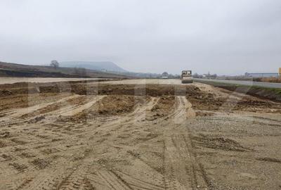 Teren de 28800MP(2.8ha). Pregatit pentru investitie! - 1