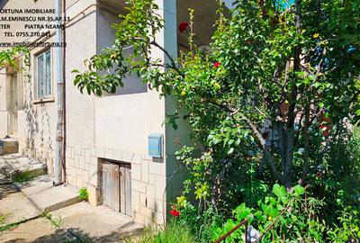 Casă cu 3 camere cu Canalizare în Central - 1
