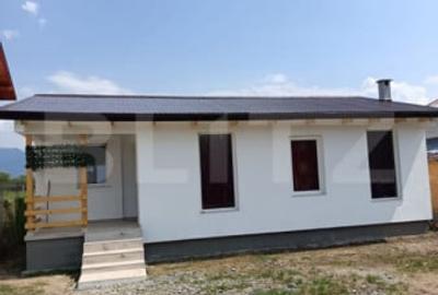 Casă cu 3 camere cu Teren 300 Mp în Unirea - 10
