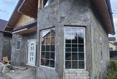 Casă cu 4 camere cu Canalizare în Nord - 2