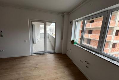 Apartament cu 3 camere, 60 mp,terasa, zona  Porii - 10