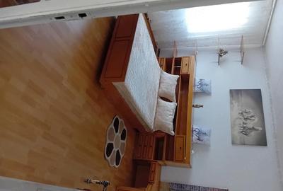 Casă cu 5 camere cu Teren 800 Mp în Central - 9