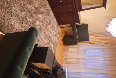 Apartament cu 3 camere decomandat în Central - 1