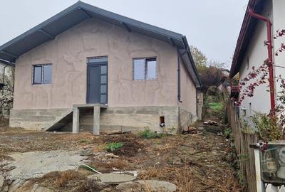 Casă cu 3 camere cu Teren 1128 Mp în Vlădești - 12