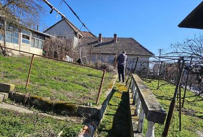 Casă cu 4 camere în Central - 1