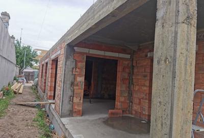 Casă cu 2 camere în Central - 2