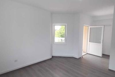 Spațiu comercial, de 30 mp, în Cetate - 4