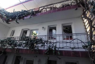 Casă cu 4 camere în Central - 4