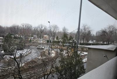 Apartament cu 2 camere decomandat în Berceni - 1