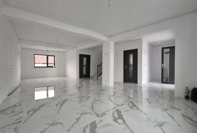 Casă cu 3 camere cu Teren 320 Mp în Central - 7