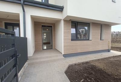 Duplex cu 4 camere cu Teren 250 Mp în Popas Păcurari - 3