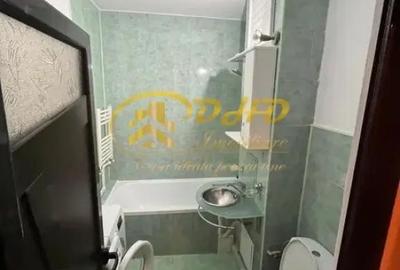 Apartament cu 2 camere decomandat în Piața Unirii